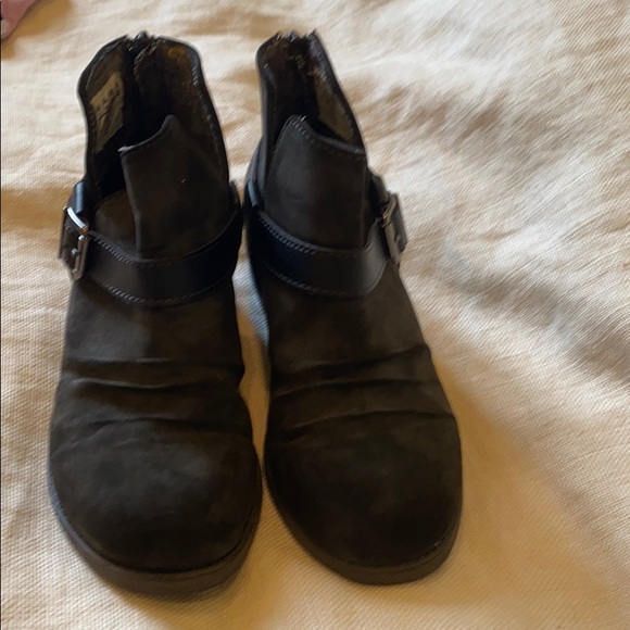 Booties - Picture 5 of 6